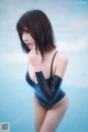 Coser@抱走莫子aa Vol.001: 黑色乳胶泳衣 (40 photos) P5 No.601dca